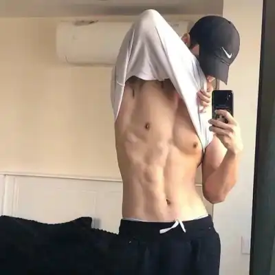 梁欣然